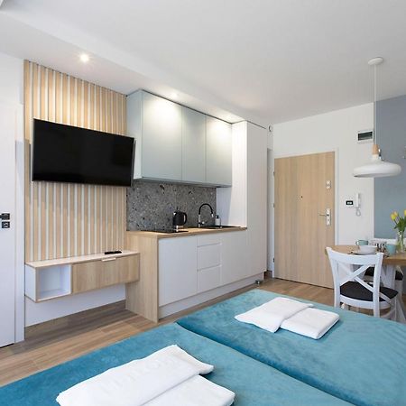 Willa Przy Porcie - Apartamenty Z Aneksami Kuchennymi Ustka Esterno foto